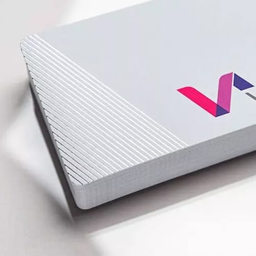 Тиснение голографической фольгой на визитке