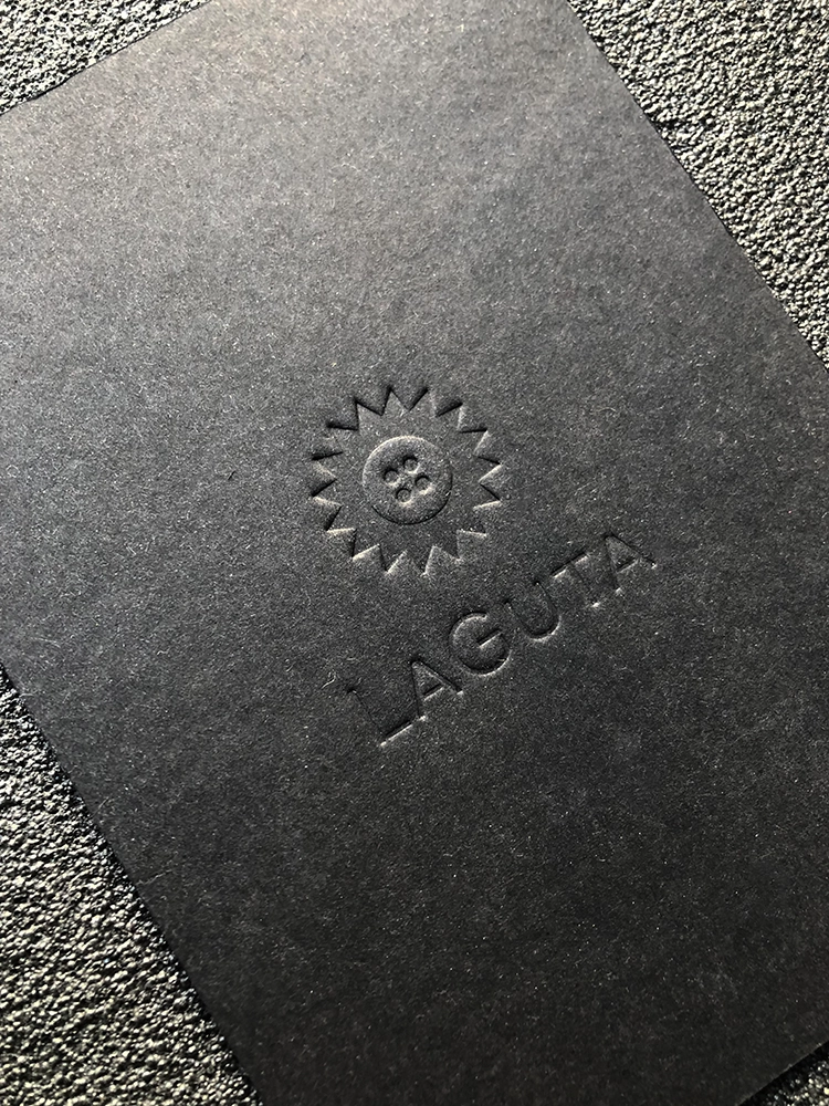 Конгревное тиснение логотипа