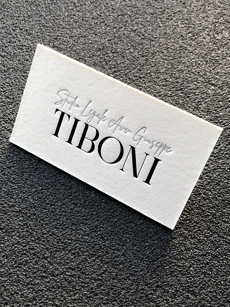 Визитки с блинтовым тиснением