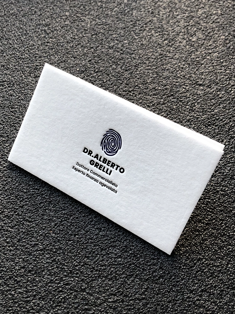 Визитки с блинтовым тиснением