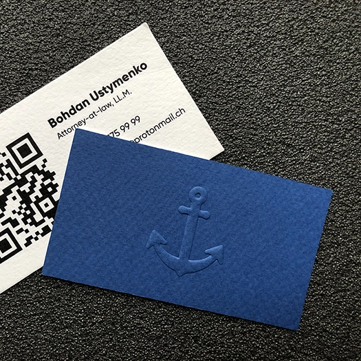 Двуслойные визитки с конгревным тиснением